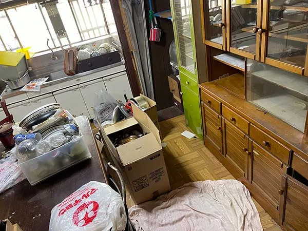 北九州市八幡西区・4LDK一戸建ての実家じまい　ビフォー